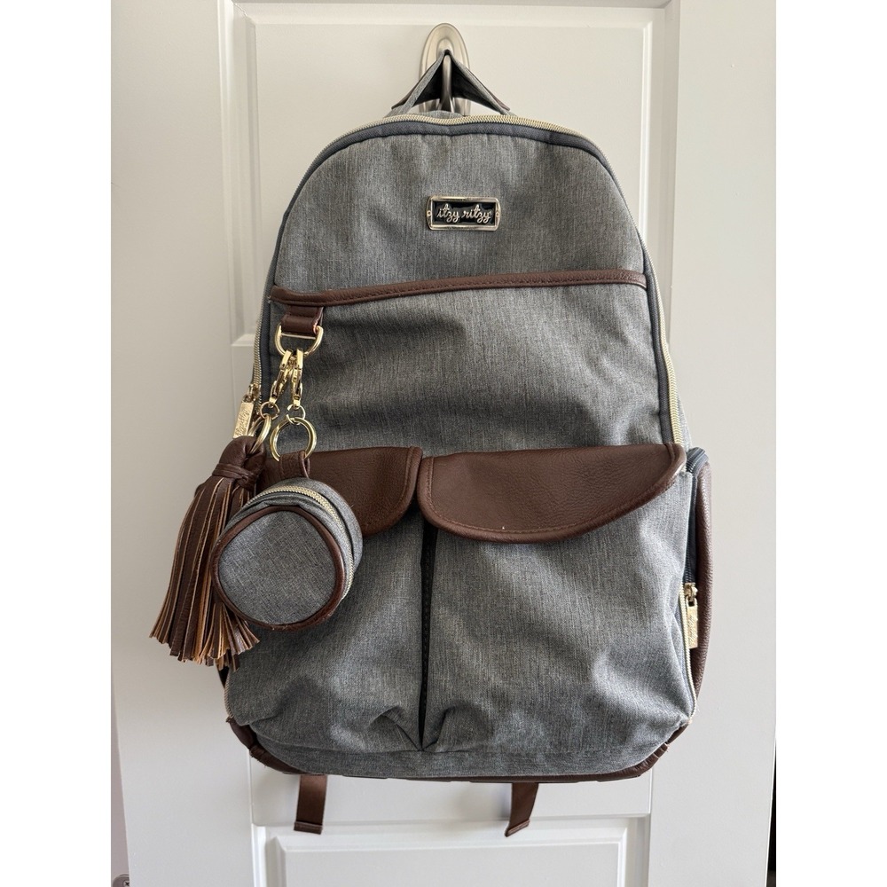Itzy Ritzy Boss Backpack Diaper Bag Handsome Heather Gray Functional 17 Pockets